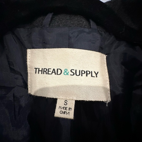 Thread & Supply Women’s Small Charcoal Gray Wool Blend Peacoat Winter Outerwear - Picture 3 of 7
